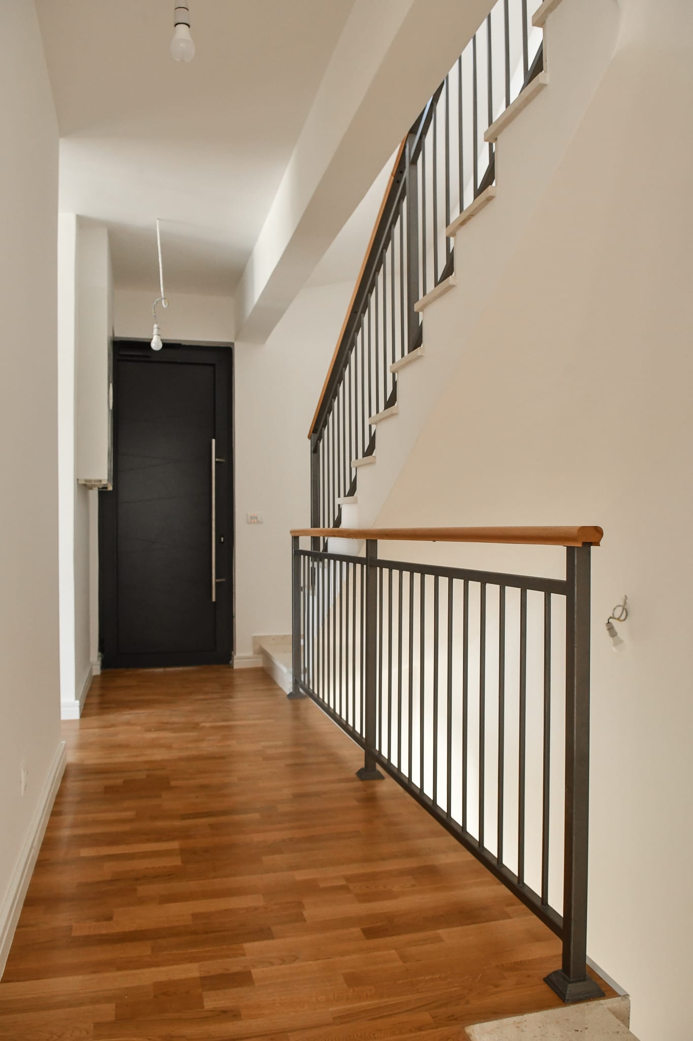 Image of Villa - 3 Bedrooms - 3 Bathrooms for Sale in Budva-Budva-Montenegro, Image 23